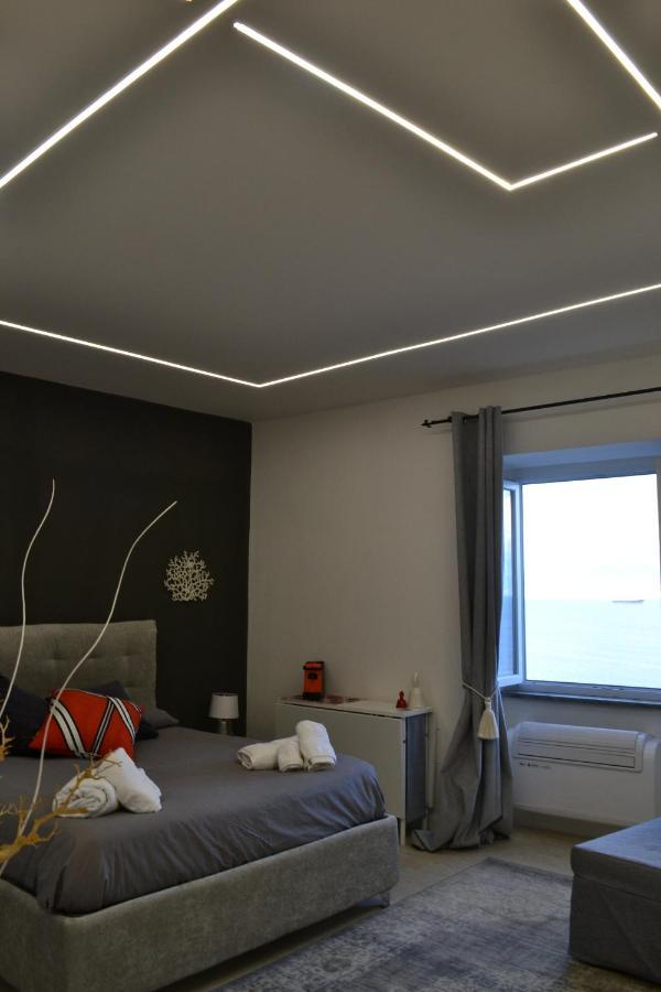Hv Suites Pausilypon نابولي المظهر الخارجي الصورة
